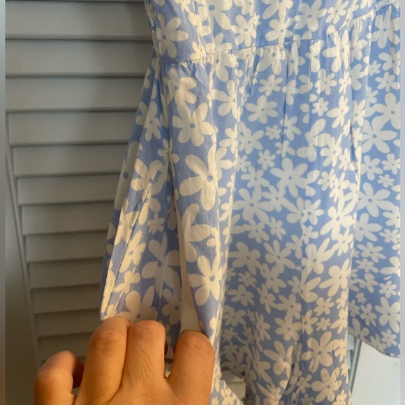 Lily Rose Daisy Mae Floral Romper Size S-Adjustable Straps w/Faux Ties, POCKETS! - Picture 8 of 11